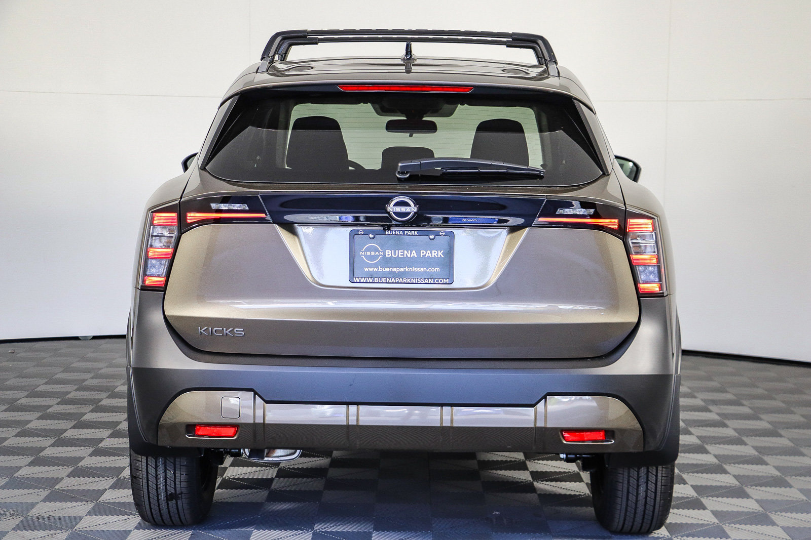 New 2027 Nissan Kicks SV FWD image 7