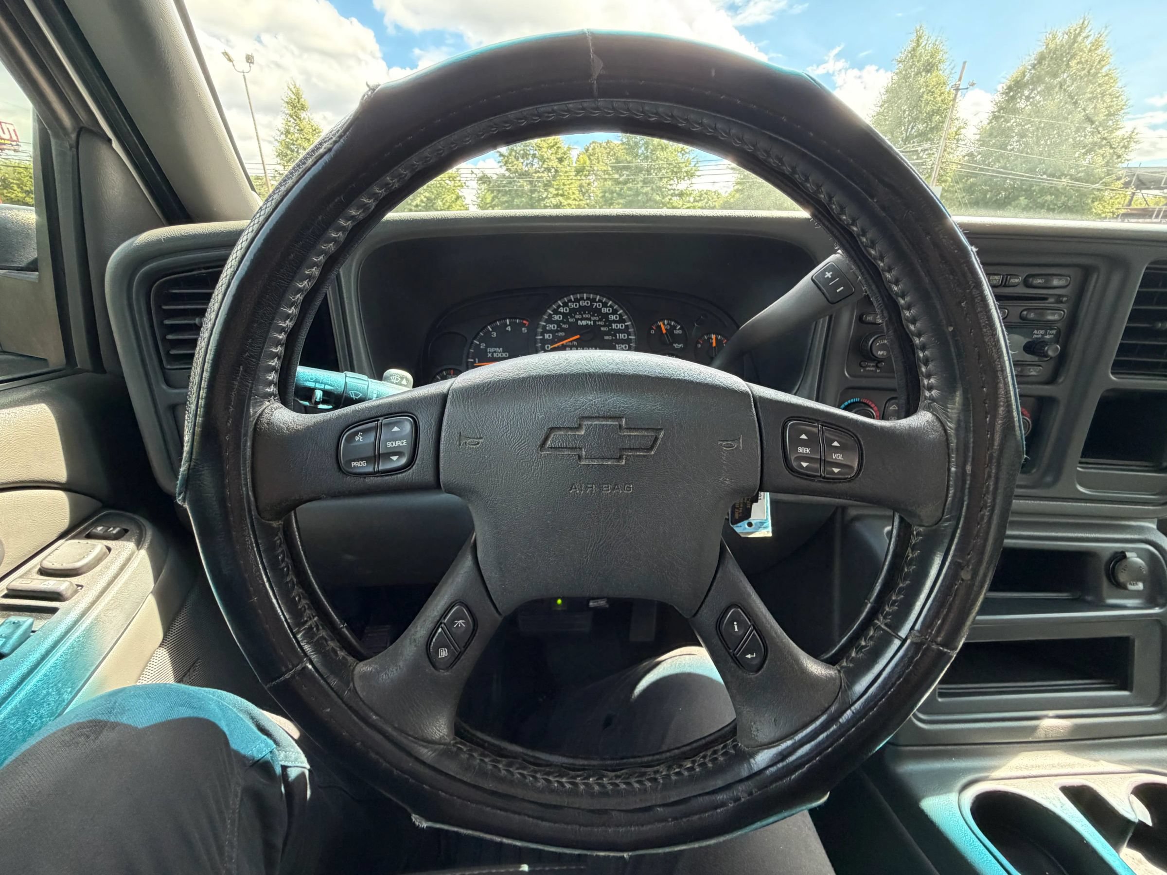Used 2006 Chevrolet Silverado 3500 2WD Crew Cab image 27