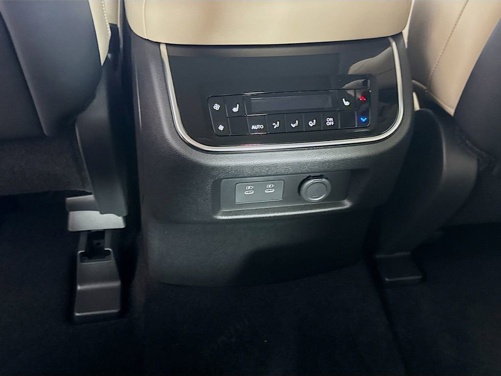 Certified 2026 INFINITI QX80 Pure w/ Cargo Package image 32