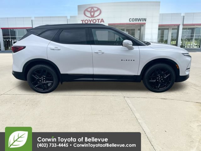 Used 2025 Chevrolet Blazer RS w/ Driver Confidence II Package AWD/4WD image 11