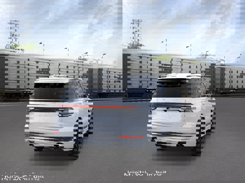 New 2026 Lincoln Aviator Reserve AWD/4WD image 8