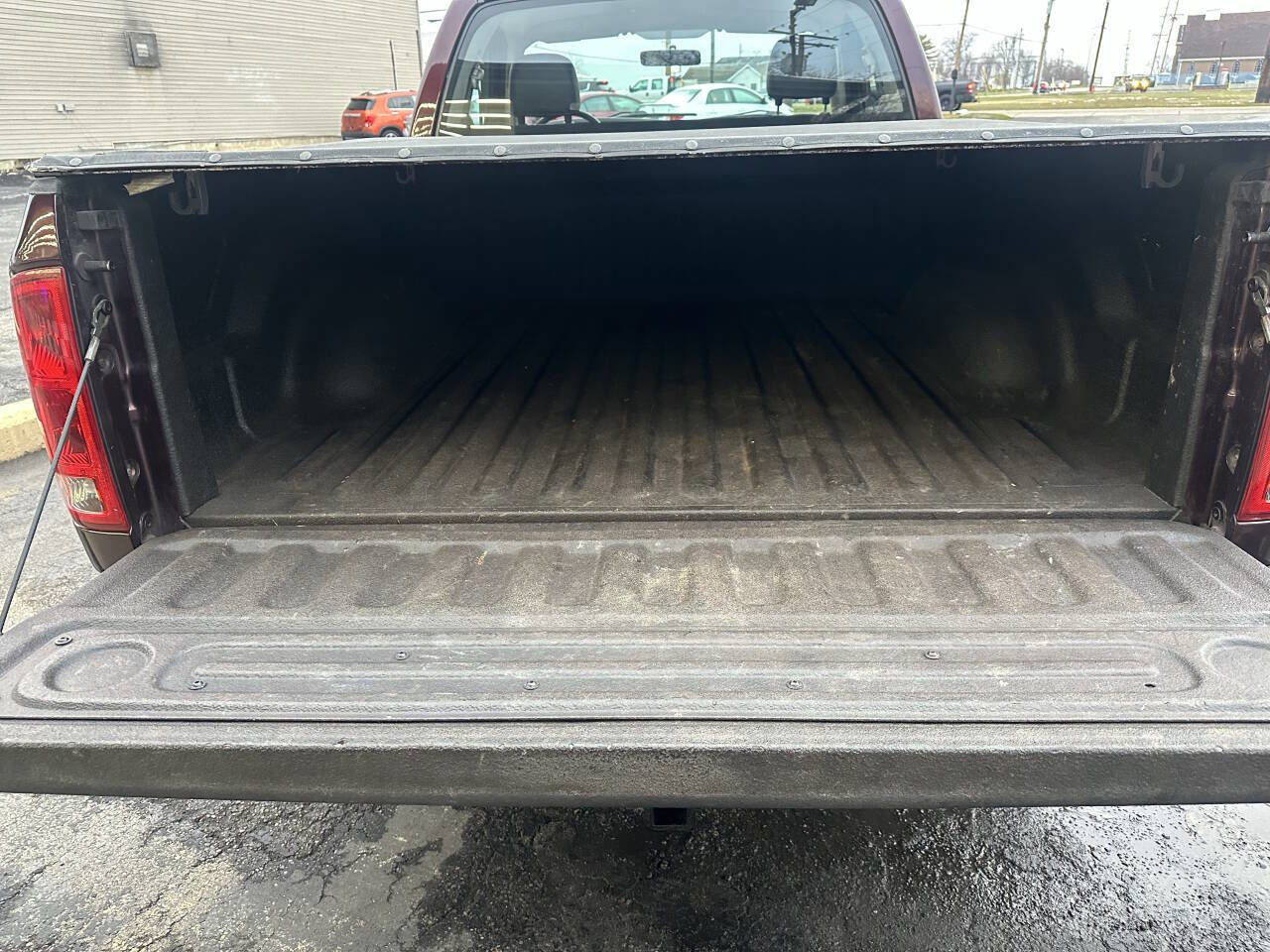 Used 2004 Dodge Ram 1500 Truck ST w/ ST Value Group image 5