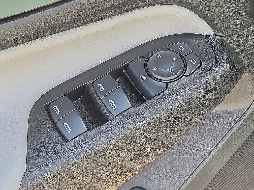 Used 2024 Chevrolet Equinox LT image 24