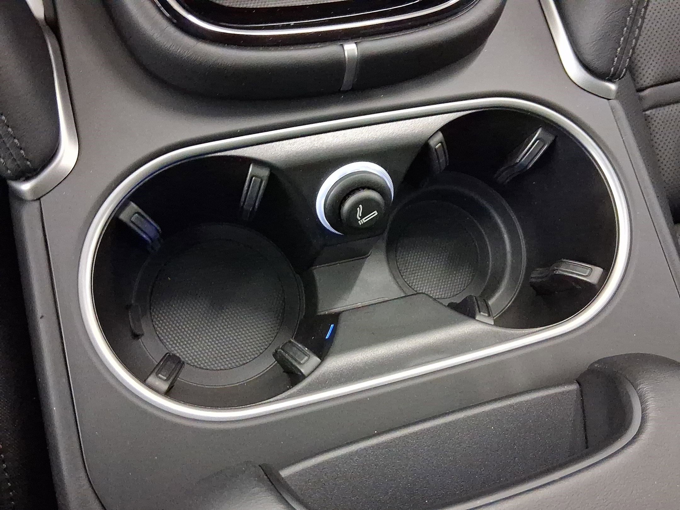 New 2025 Porsche Cayenne GTS image 29