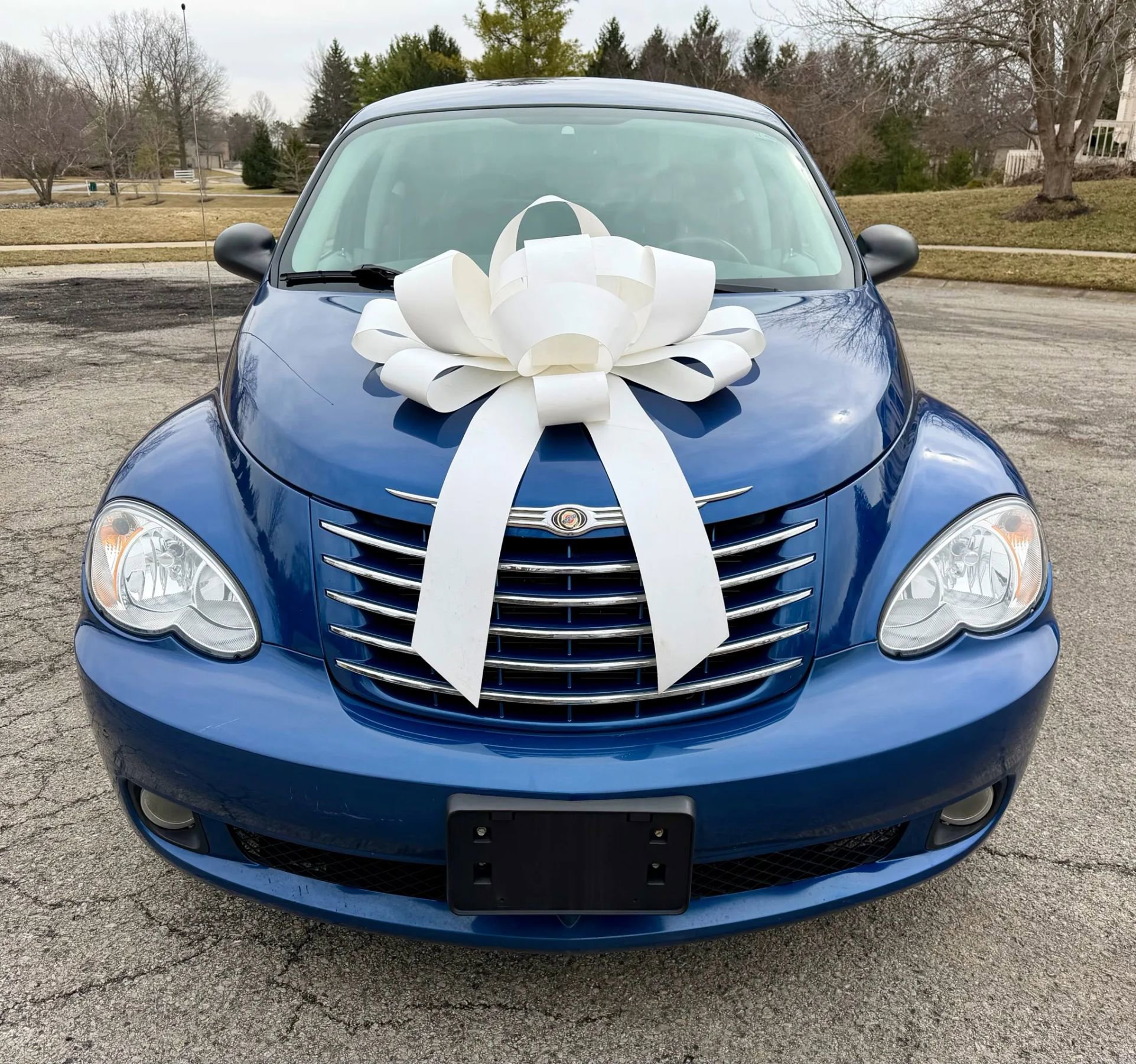 Used 2010 Chrysler PT Cruiser image 2