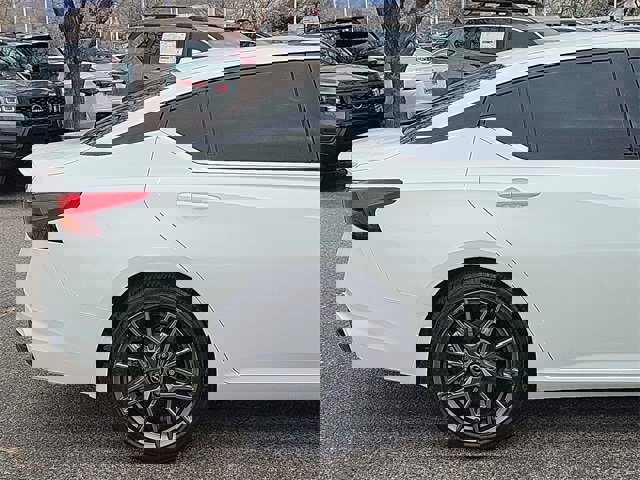 Certified 2024 Nissan Altima 2.0 SR image 4