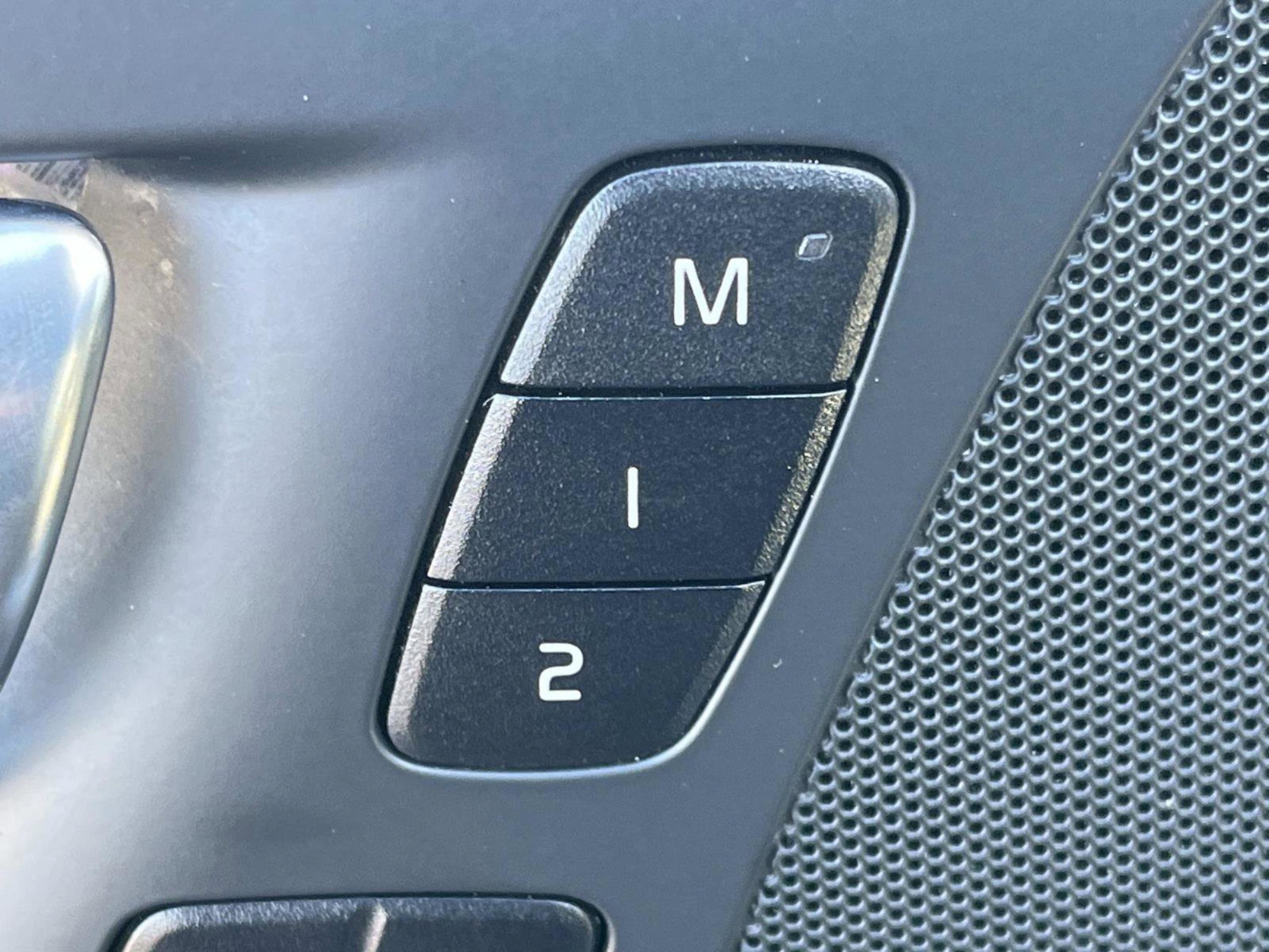 Used 2024 Volvo S60 B5 Core image 26