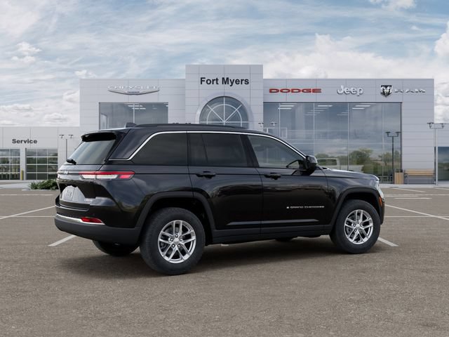 New 2026 Jeep Grand Cherokee Laredo X RWD image 4