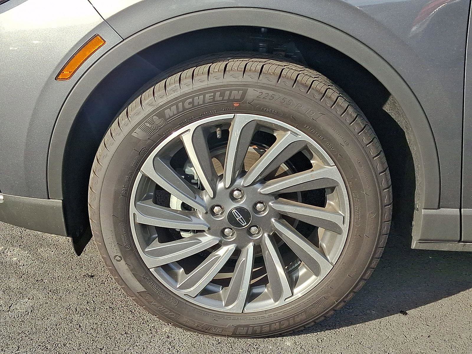 New 2025 Lincoln Corsair Reserve image 6