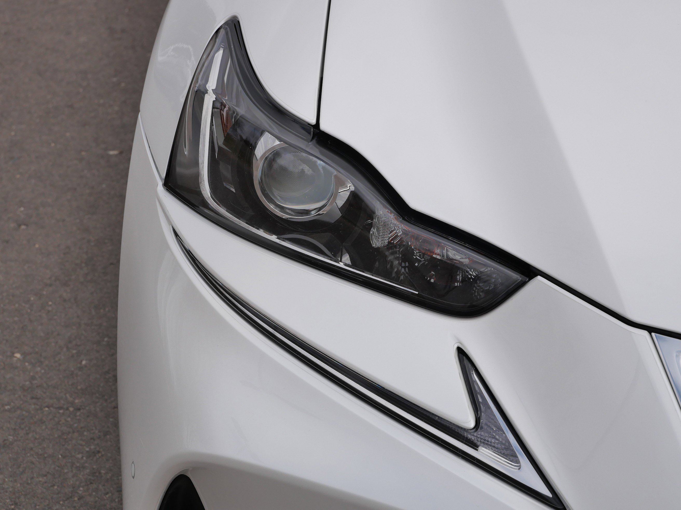 Used 2019 Lexus IS 300 AWD w/ Navigation Package image 16