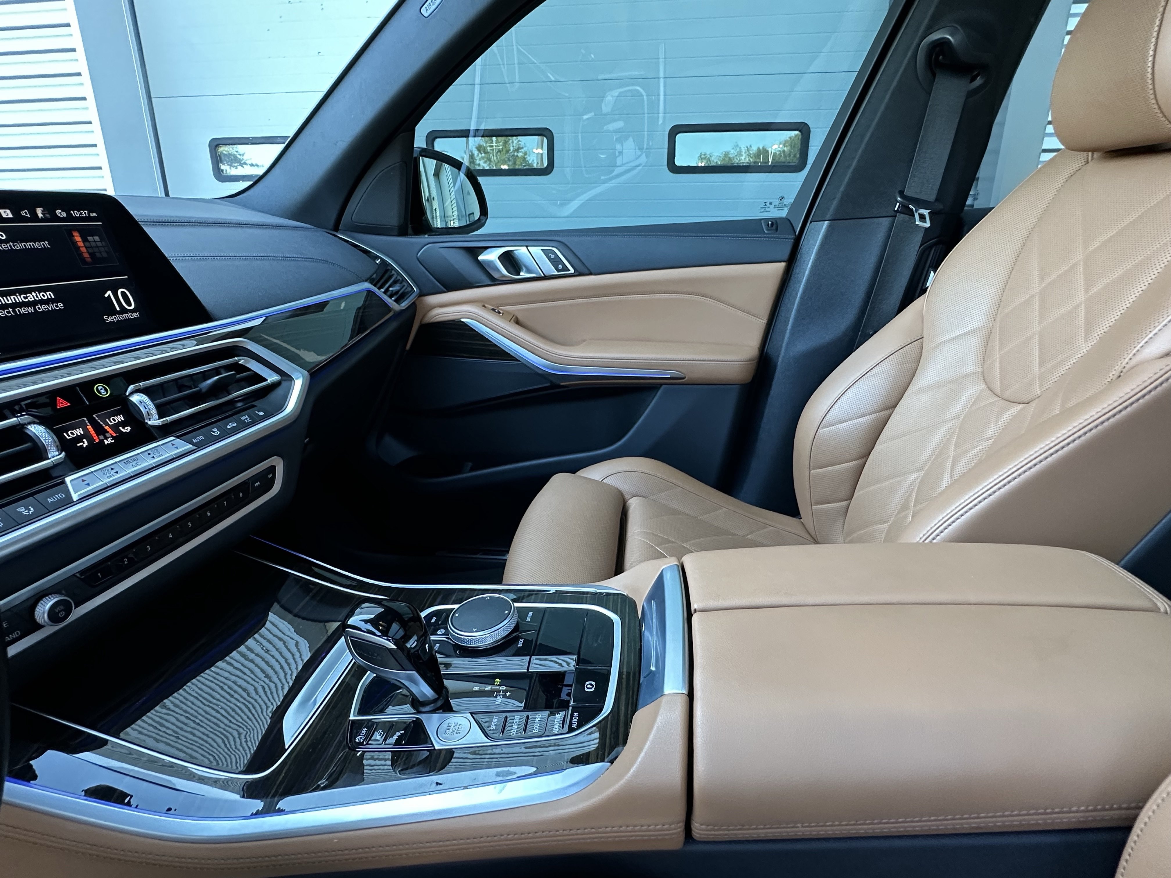 Used 2023 BMW X5 sDrive40i w/ M Sport Package RWD image 24