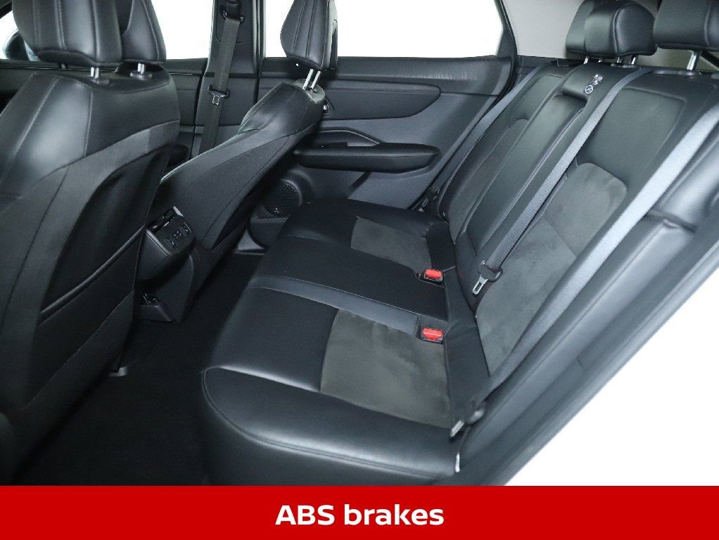 Certified 2024 Nissan Ariya EVOLVE+ e-4ORCE image 16