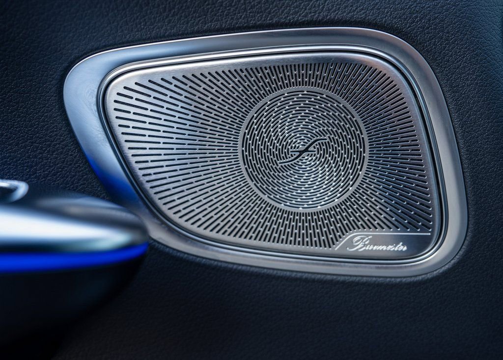 Used 2023 Mercedes-Benz GLC 300 4MATIC w/ Pinnacle Trim Package image 18