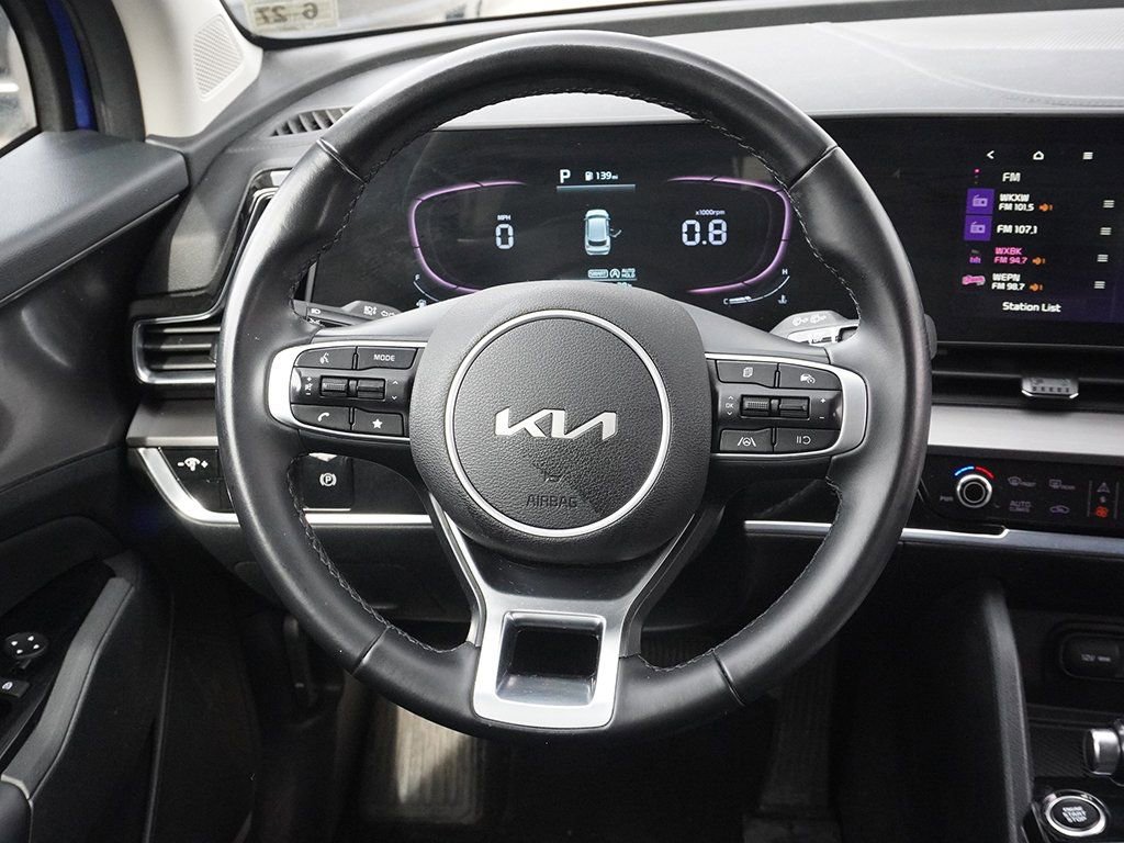 Used 2023 Kia Sportage EX image 32