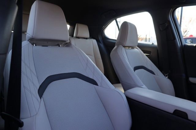 Used 2024 Lexus UX 250h F Sport image 41