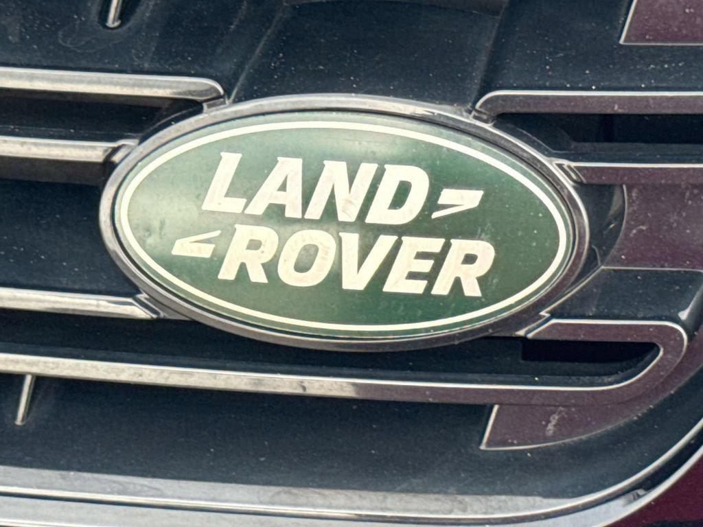 Used 2024 Land Rover Range Rover Evoque S AWD/4WD image 9