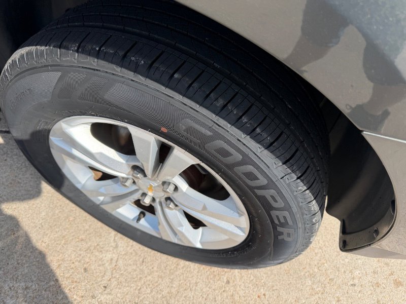 Used 2013 Chevrolet Equinox LT w/ Driver Convenience Package image 13