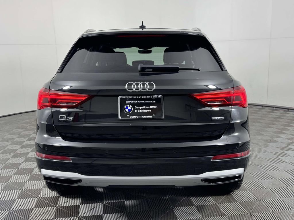 Used 2020 Audi Q3 2.0T Premium Plus w/ Premium Plus Package image 9