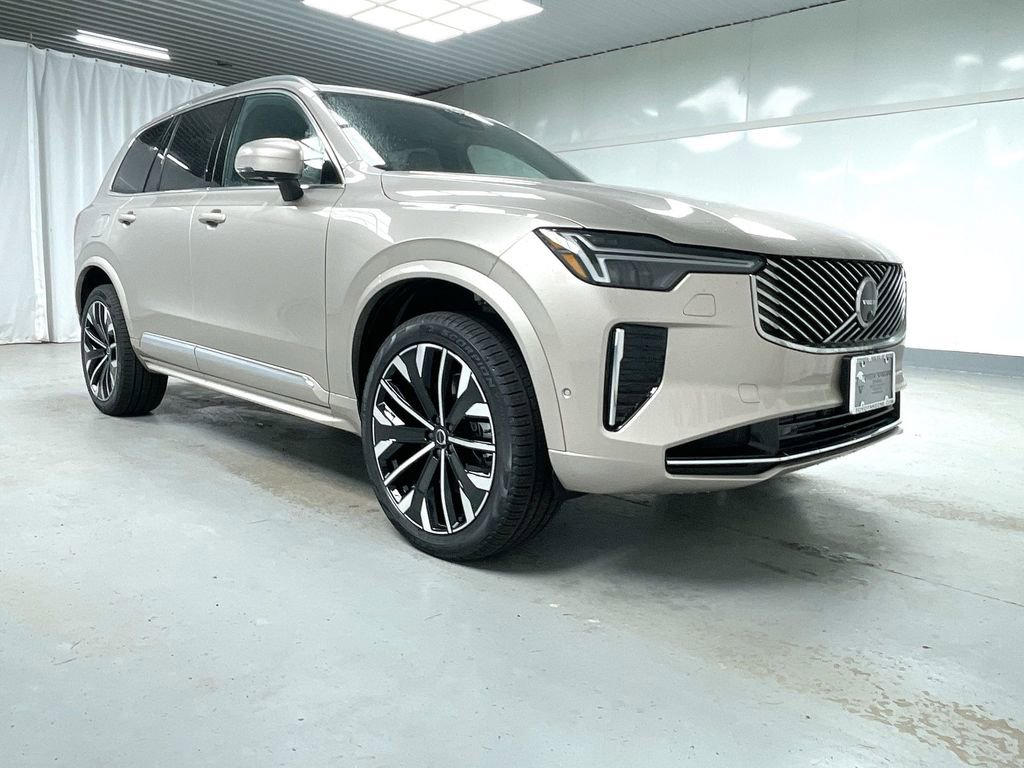New 2026 Volvo XC90 T8 Plus image 1