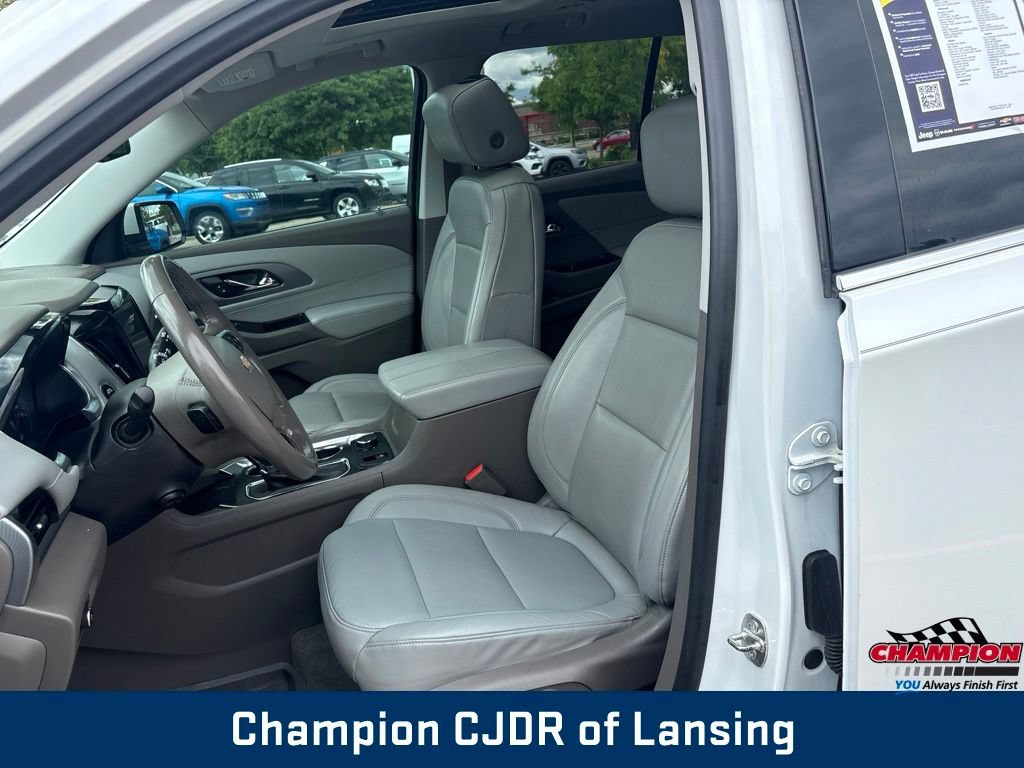 Used 2019 Chevrolet Traverse Premier w/ Driver Confidence II Package FWD image 13
