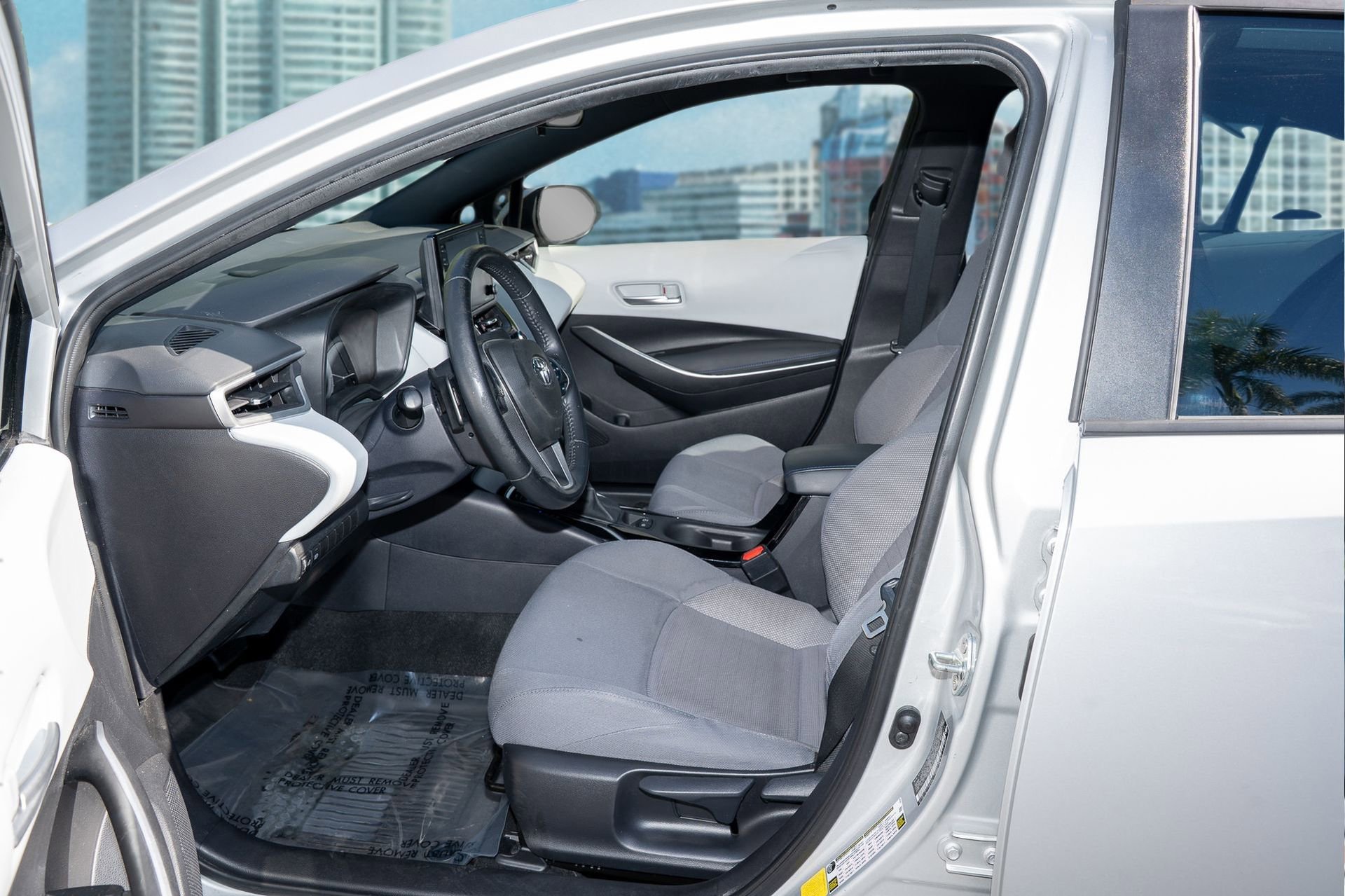 Used 2022 Toyota Corolla SE image 15