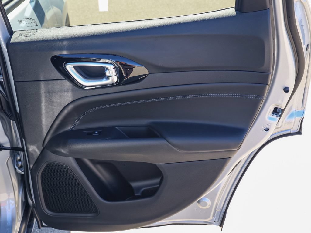 New 2026 Jeep Compass Latitude AWD/4WD image 19