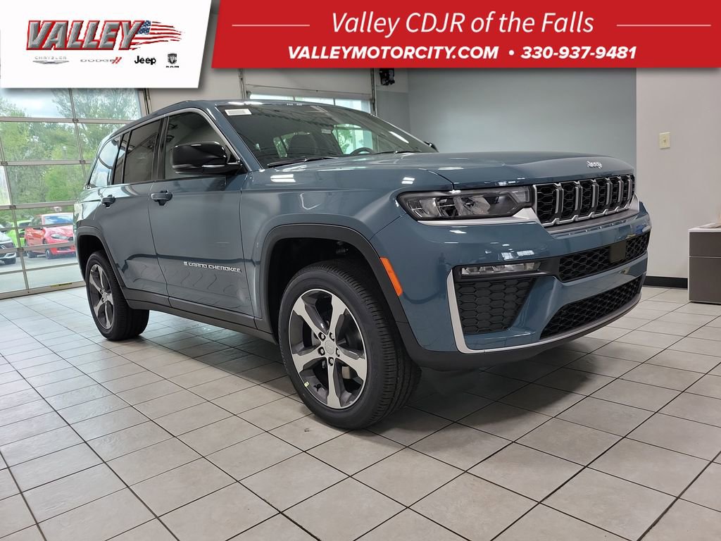 New 2026 Jeep Grand Cherokee Limited w/ Trailer Tow Package AWD/4WD image 1