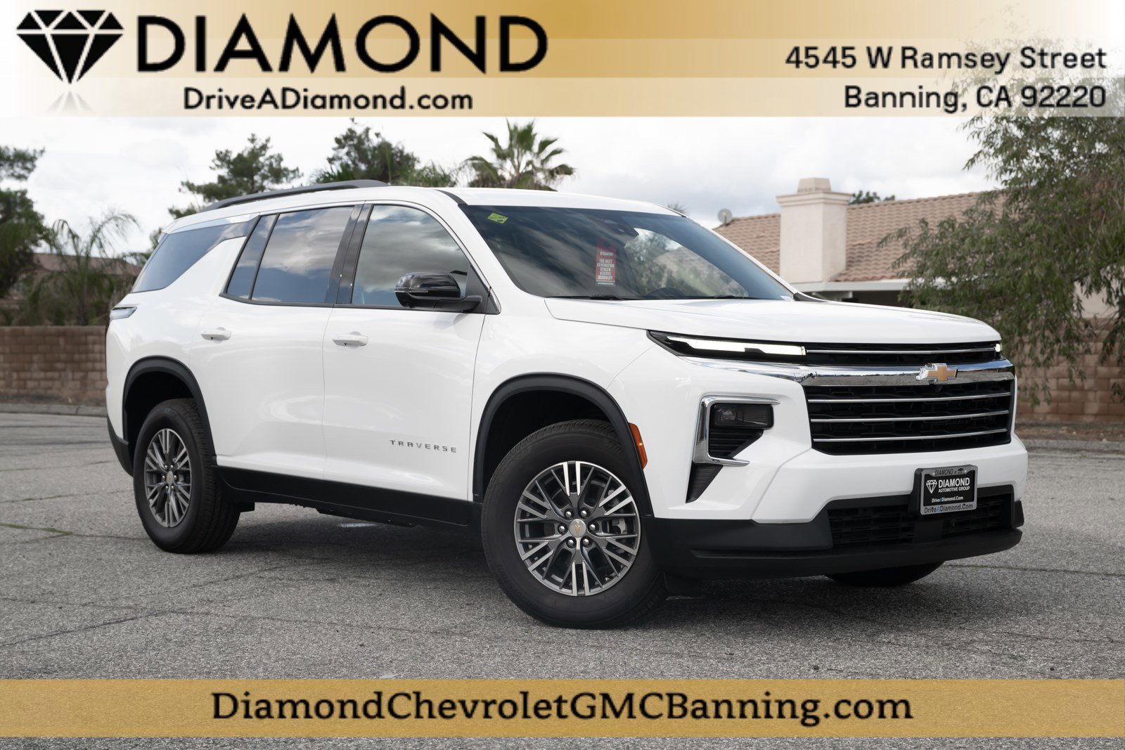 New 2026 Chevrolet Traverse LT w/ Driver Confidence Package image 1