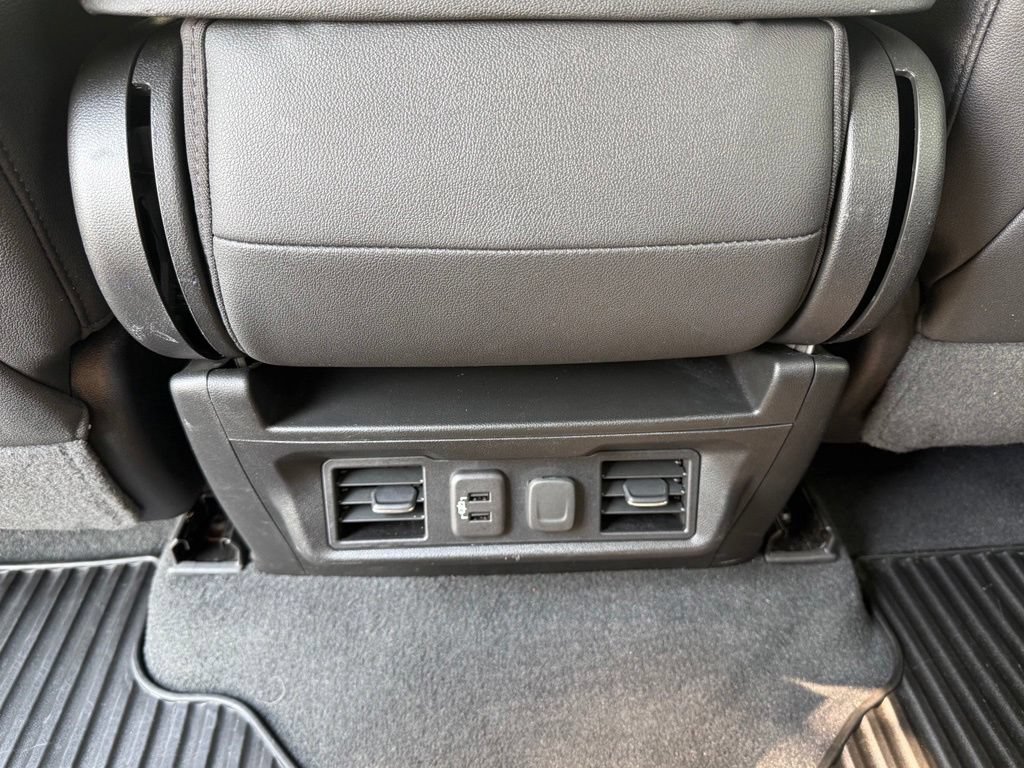 Used 2022 Chevrolet Silverado 2500 LTZ w/ Gooseneck/5TH Wheel Package AWD/4WD image 22