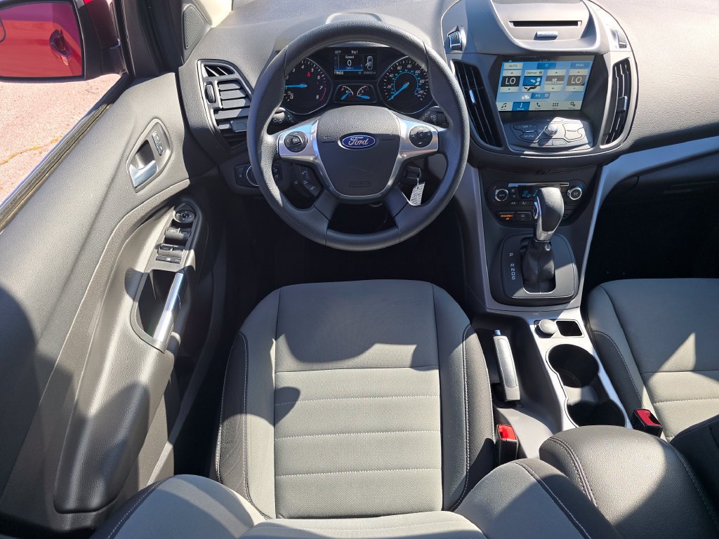 Used 2016 Ford Escape SE w/ Equipment Group 201A AWD/4WD image 17
