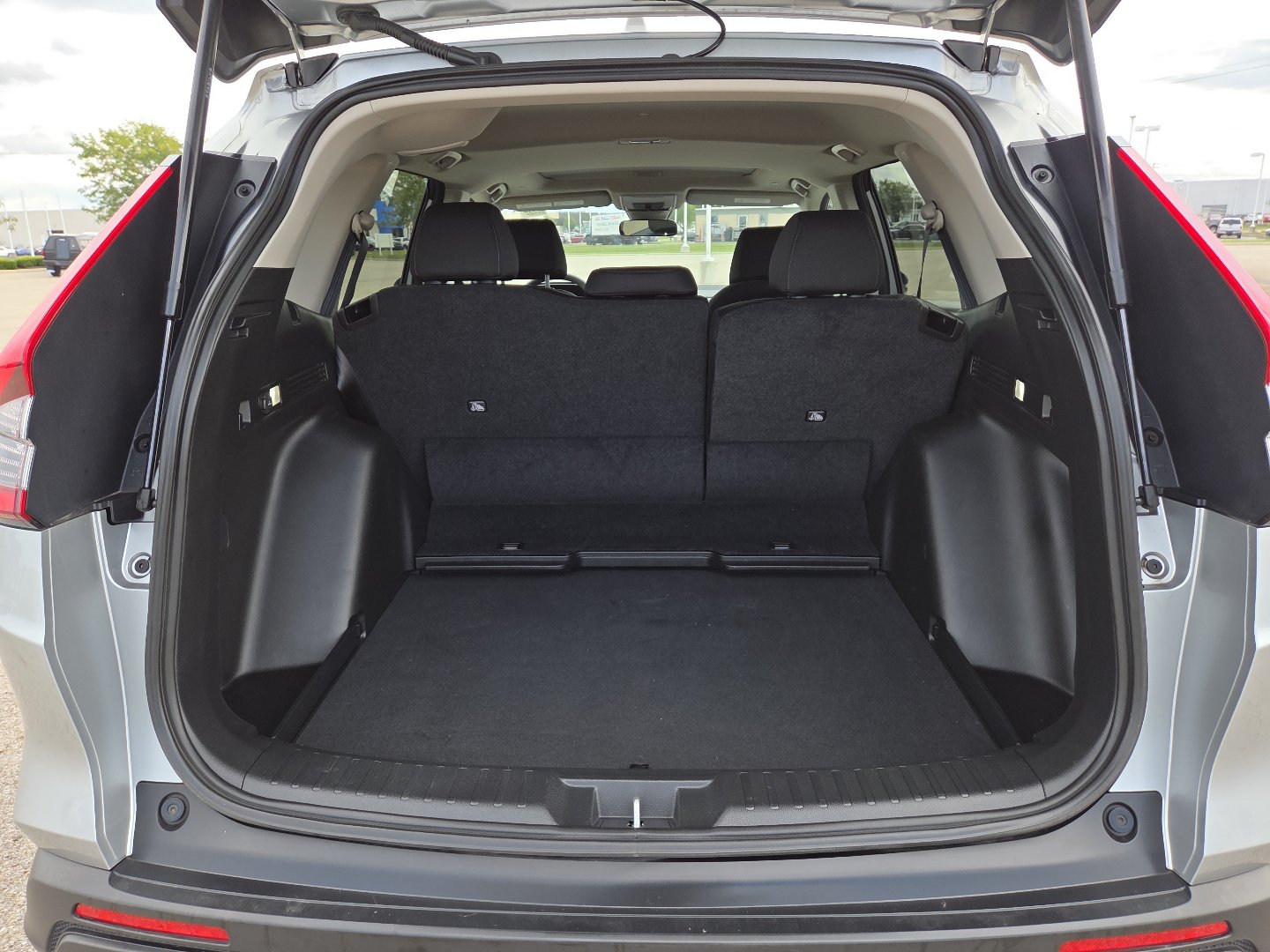 Used 2025 Honda CR-V EX image 20