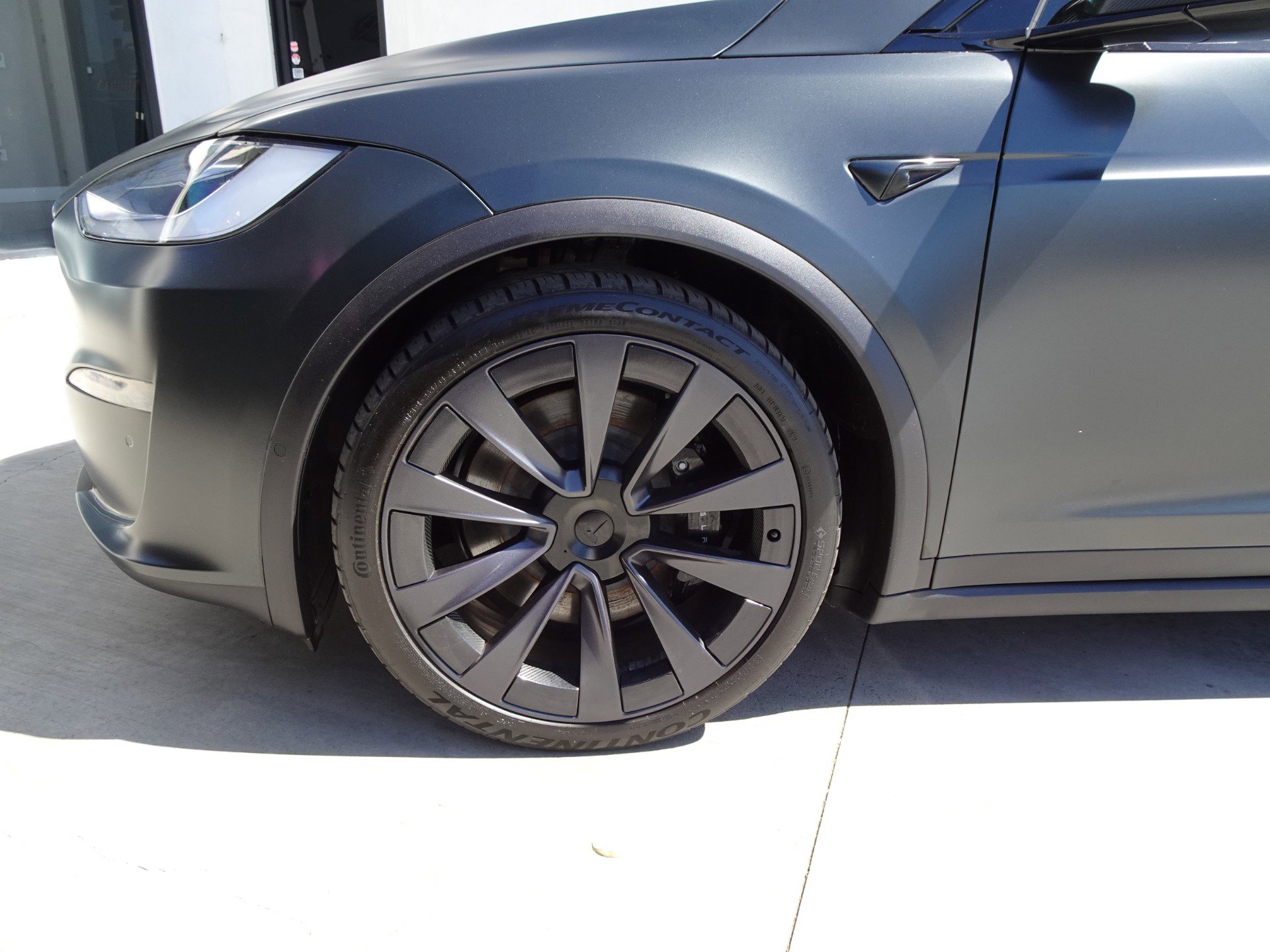Used 2022 Tesla Model X Plaid AWD/4WD image 12