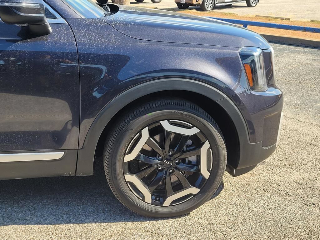 Used 2025 Kia Telluride S AWD/4WD image 8