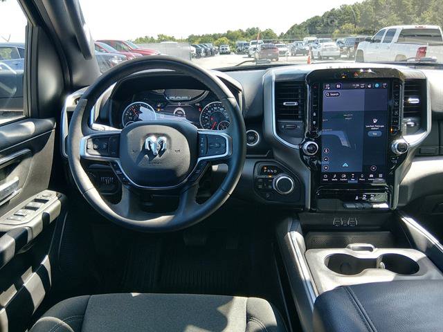 Used 2025 RAM 1500 Big Horn AWD/4WD image 10