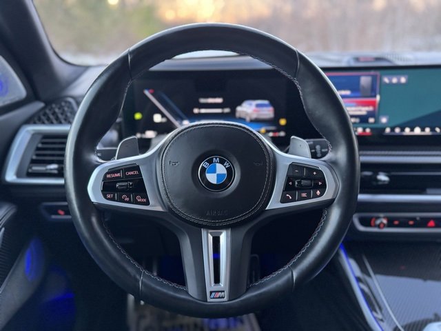 Used 2024 BMW X7 M60i w/ Executive Package image 28