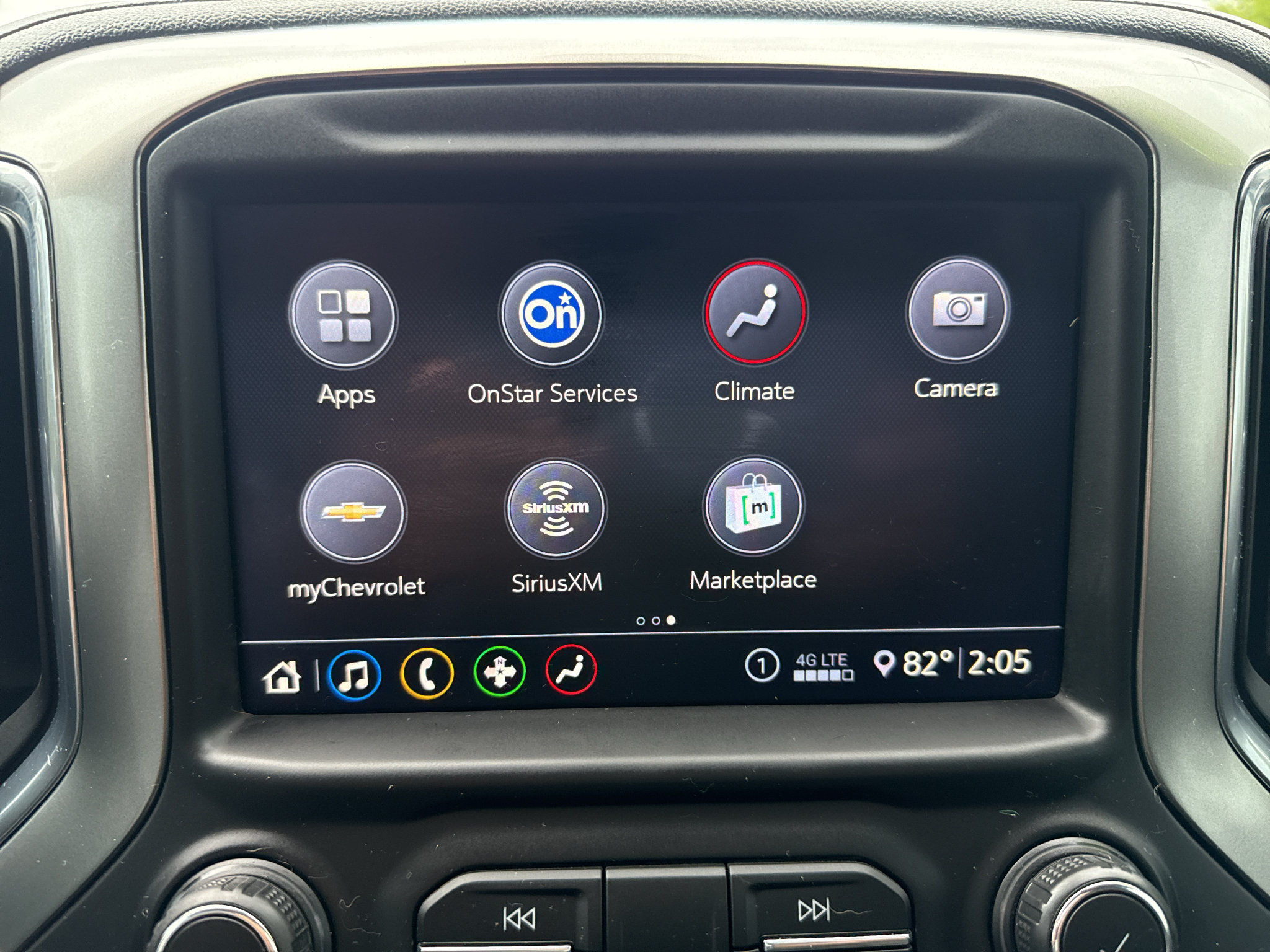 Used 2020 Chevrolet Silverado 1500 LT Trail Boss w/ Midnight Edition AWD/4WD image 29