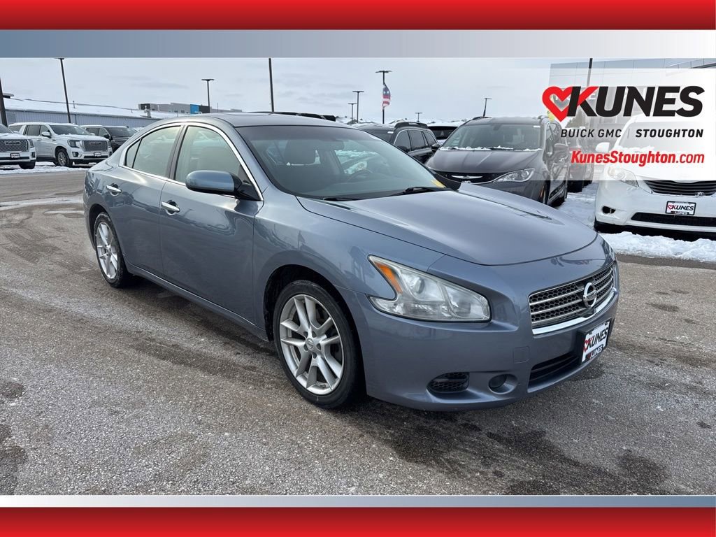 Used 2011 Nissan Maxima 3.5 S image 2
