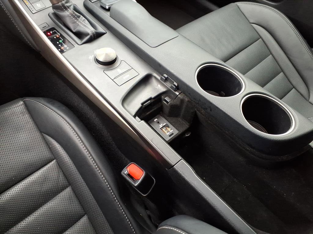 Used 2015 Lexus IS 250 image 24