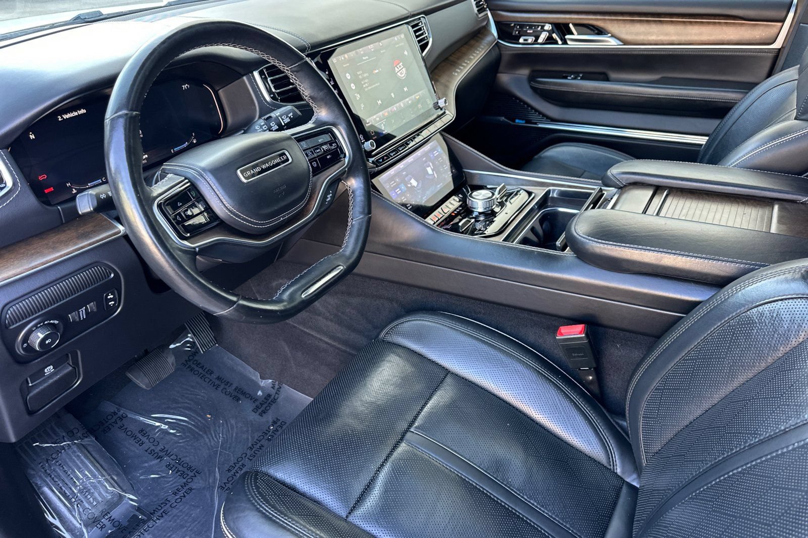 Used 2023 Jeep Grand Wagoneer Series II AWD/4WD image 10