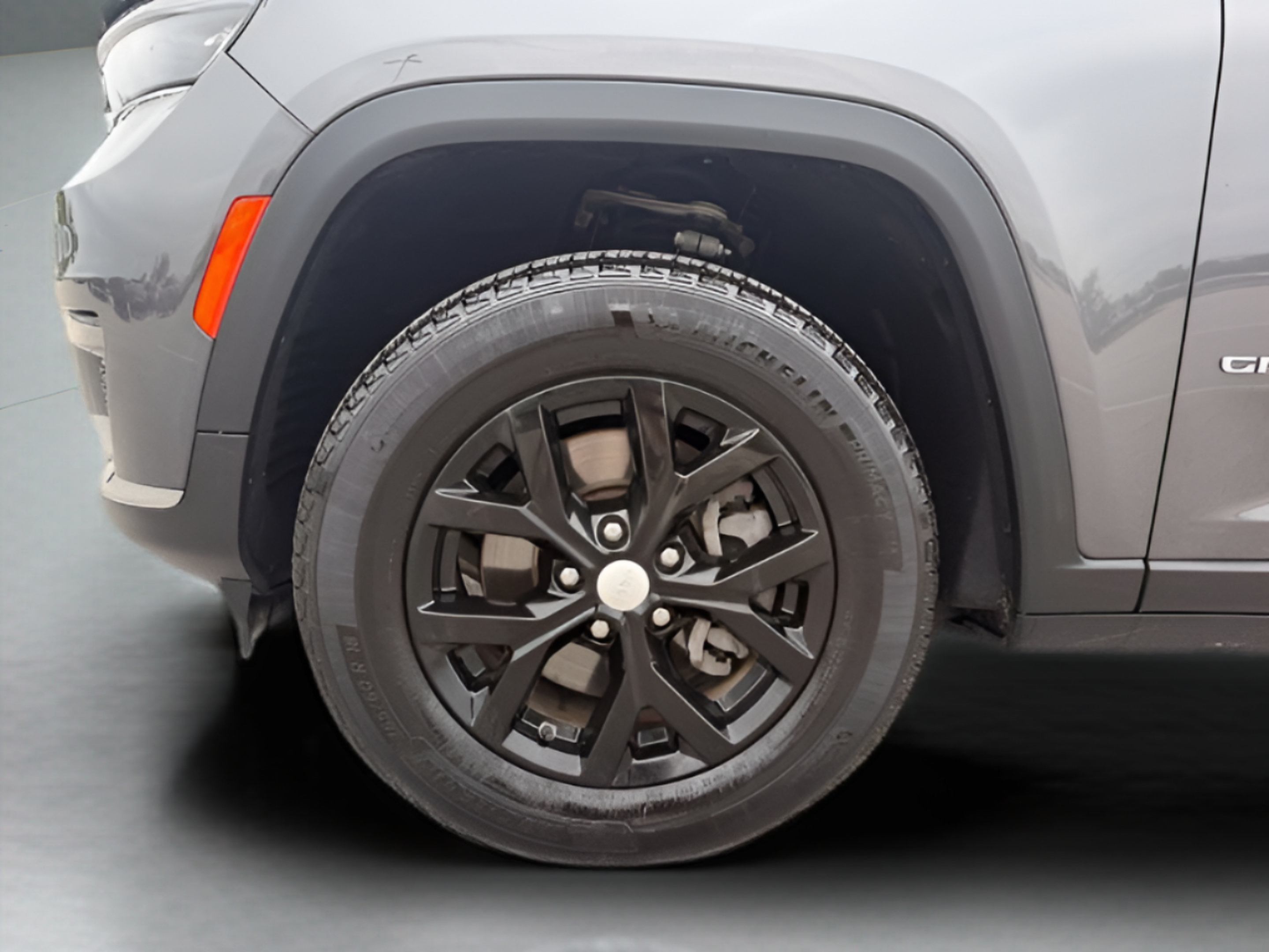 Used 2023 Jeep Grand Cherokee L Limited AWD/4WD image 35