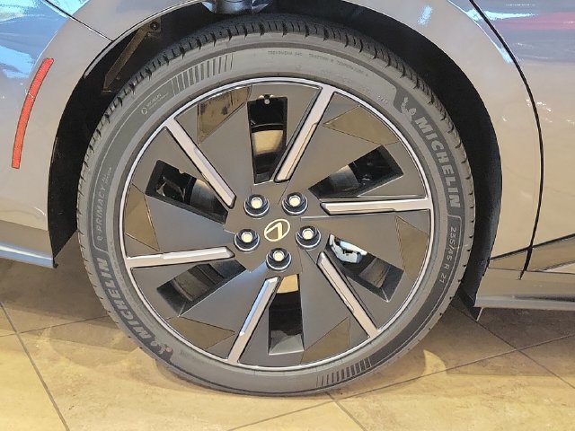 New 2026 Lexus ES 500e w/ Accessory Package (2T) AWD/4WD image 5