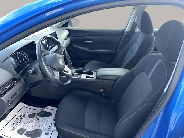Used 2022 Nissan Sentra SV image 7