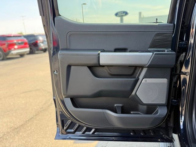 Used 2025 Ford F150 Lightning Lariat AWD/4WD image 18