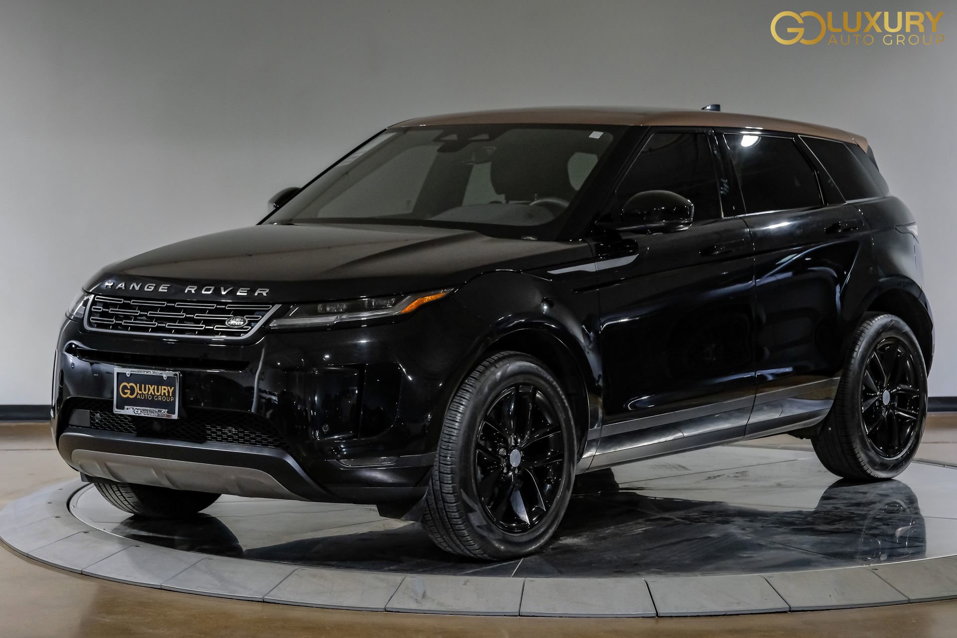 Used 2024 Land Rover Range Rover Evoque S AWD/4WD image 8