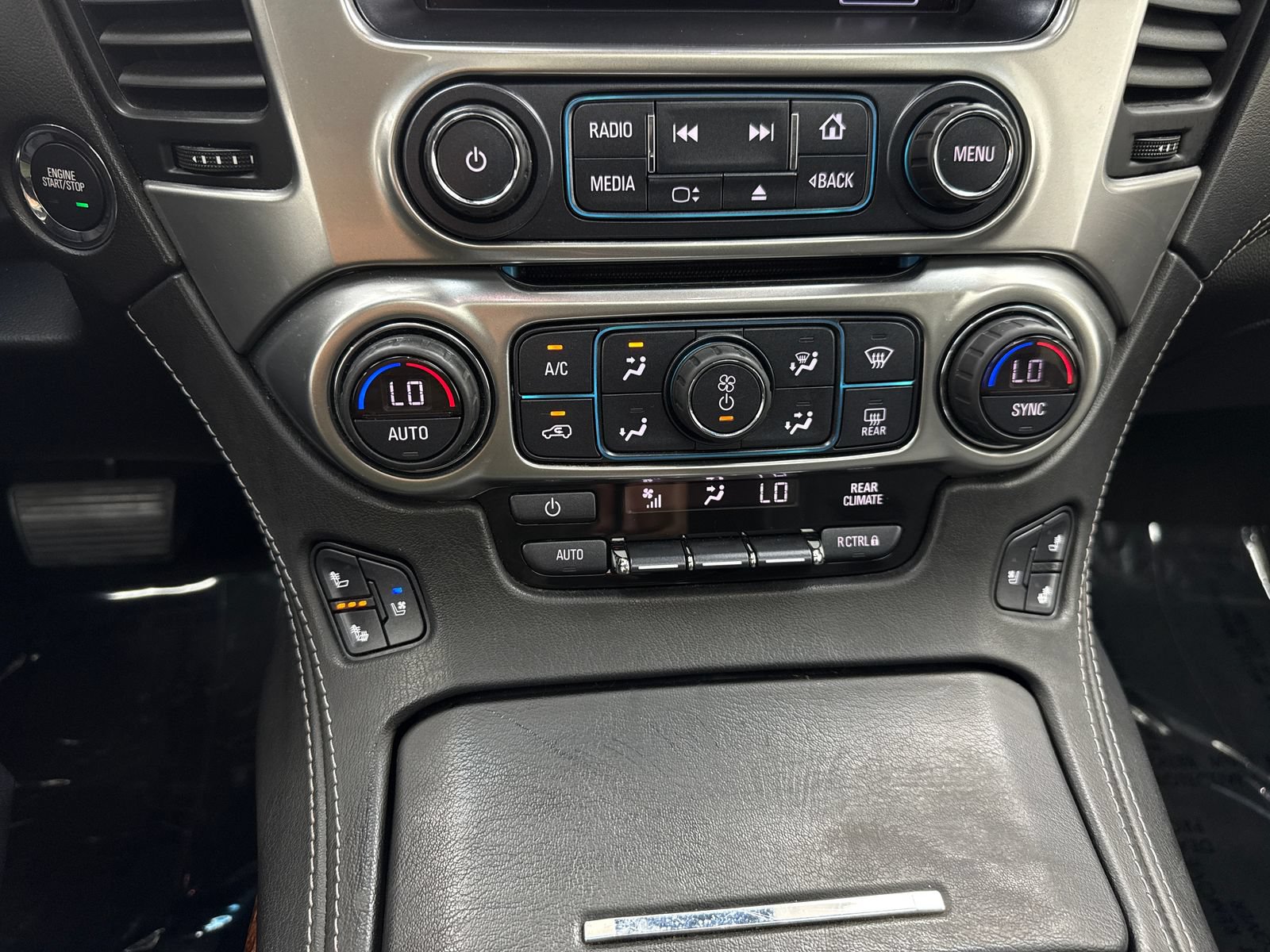Used 2017 Chevrolet Tahoe Premier AWD/4WD image 30