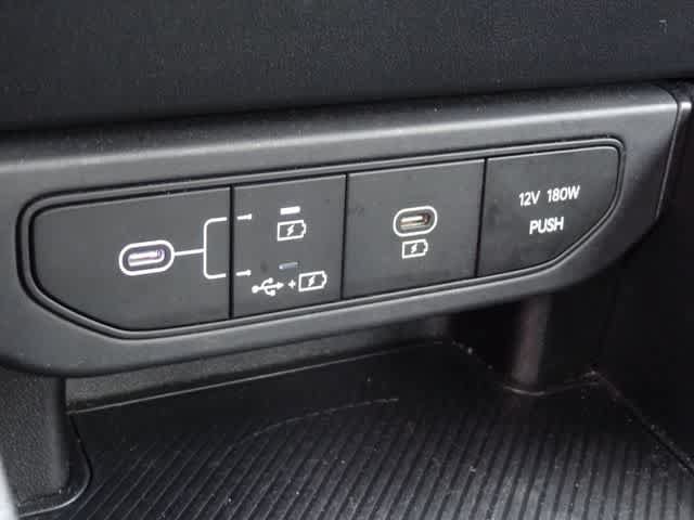 Used 2025 Kia K4 FWD image 10