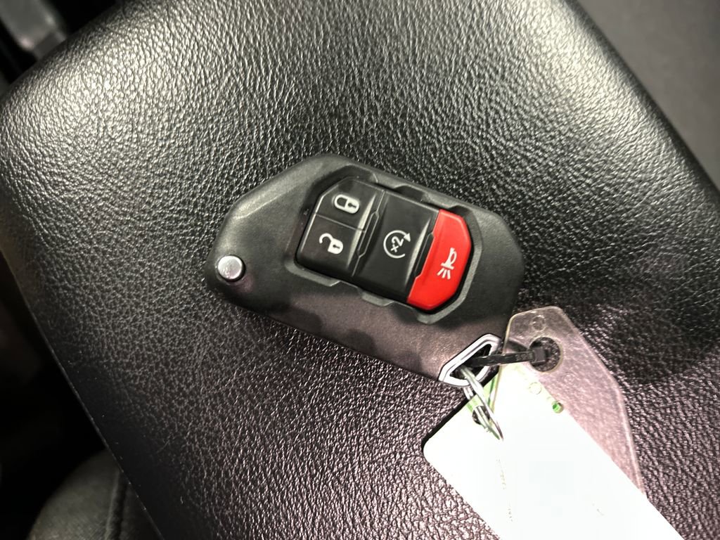 Used 2024 Jeep Wrangler Unlimited w/ Convenience Group image 22