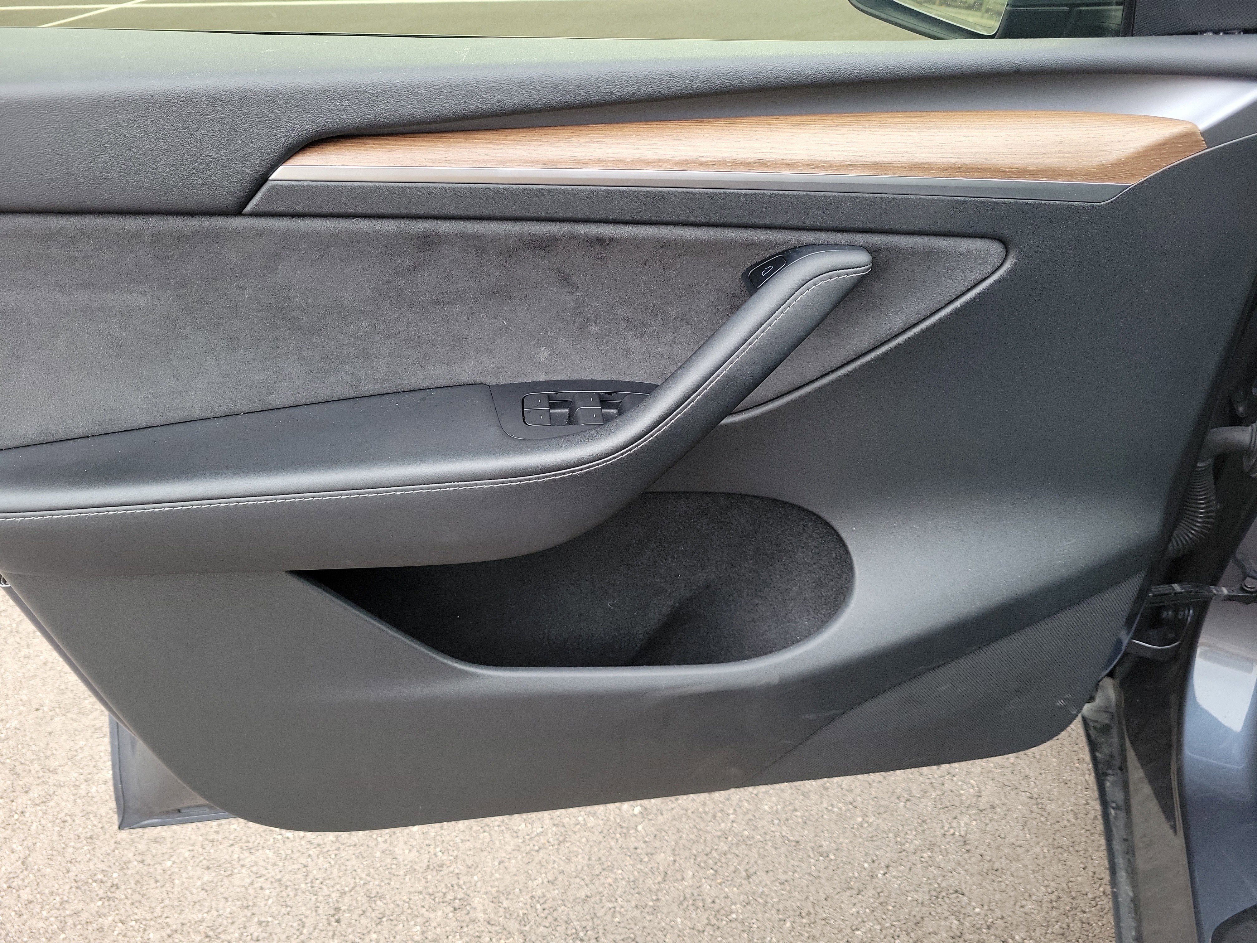 Used 2022 Tesla Model Y Performance image 18