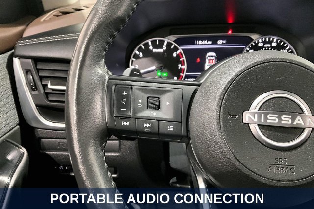Used 2023 Nissan Rogue S AWD/4WD image 15