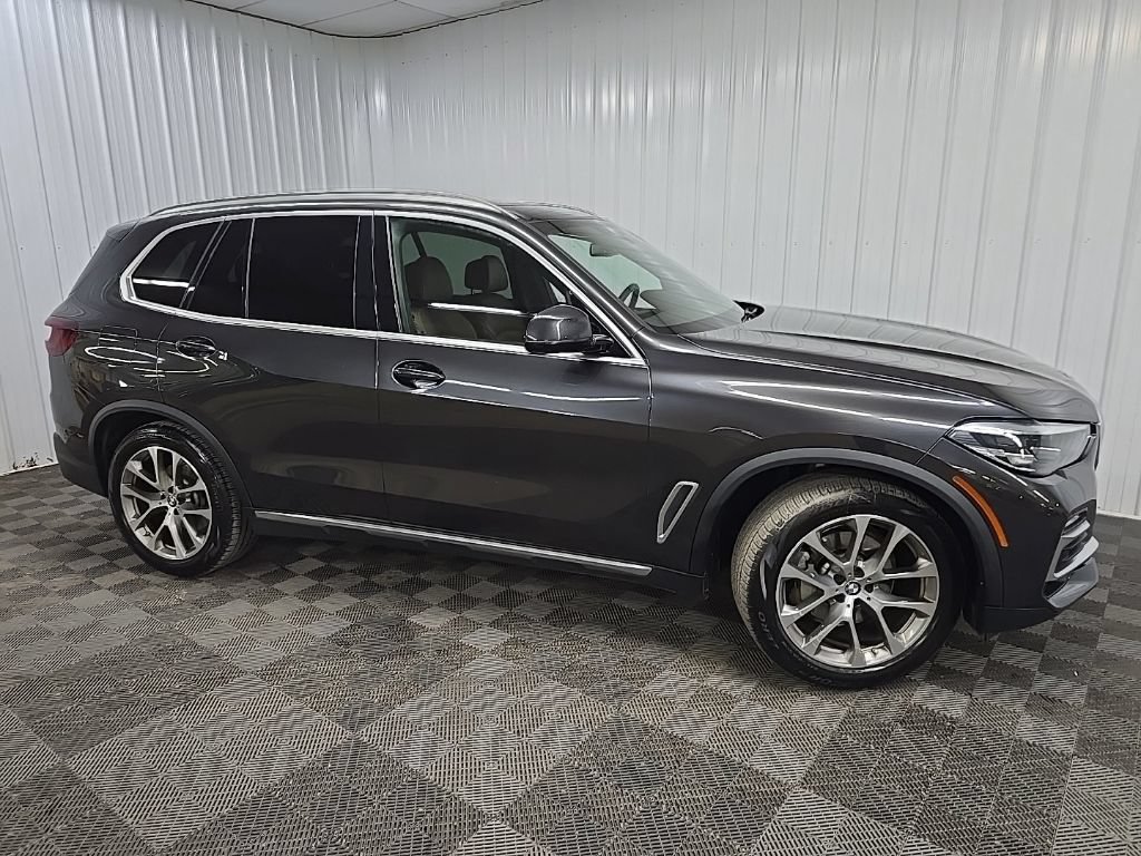 Used 2021 BMW X5 xDrive40i w/ Premium Package